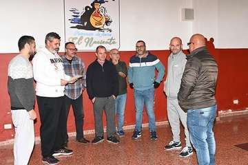 La banda Charcojondo, pregoneros de las fiestas de Lomo Magullo de este año/Antonio Alí.